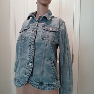 GAP Stretch Size M Light Denim Blue Jean Jacket